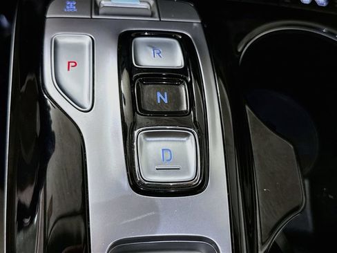 Certified 2024 Hyundai Tucson Limited AWD/4WD image 11