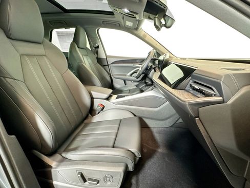 New 2025 Audi Q5 Premium Plus image 25