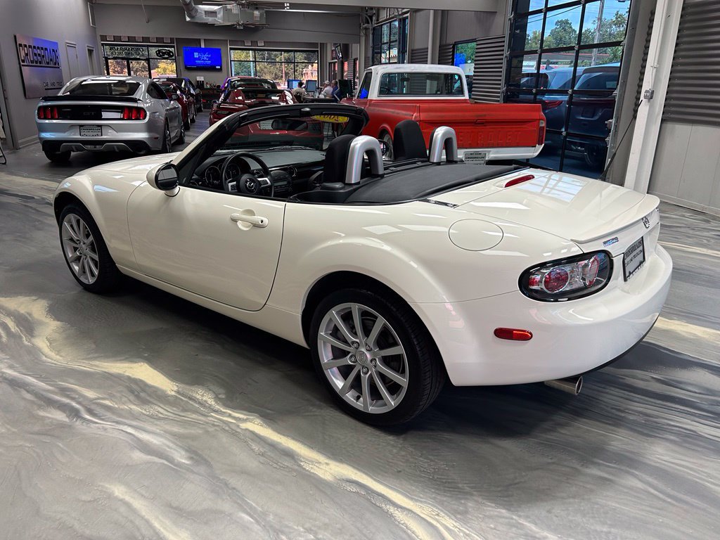 Used 2007 MAZDA MX-5 Miata Touring RWD image 28