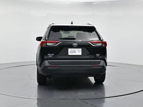 Used 2023 Toyota RAV4 XLE AWD/4WD image 8