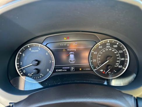 Used 2019 INFINITI QX50 Essential w/ Sensory Package image 28