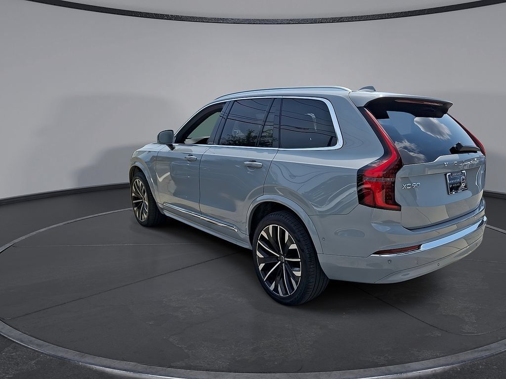 Certified 2026 Volvo XC90 B6 Plus AWD/4WD image 28