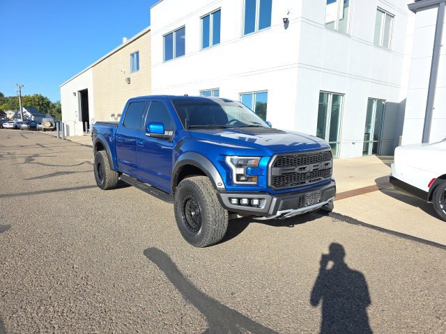 Used 2018 Ford F150 Raptor w/ Equipment Group 802A Luxury AWD/4WD image 3