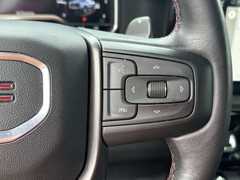 Used 2024 GMC Sierra 1500 AT4X image 15