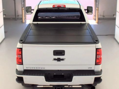 Used 2019 Chevrolet Silverado 2500 LTZ w/ Duramax Plus Package AWD/4WD image 5