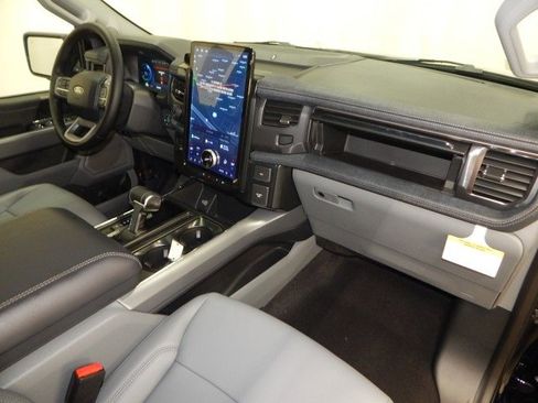 New 2025 Ford F150 Lightning Flash image 20