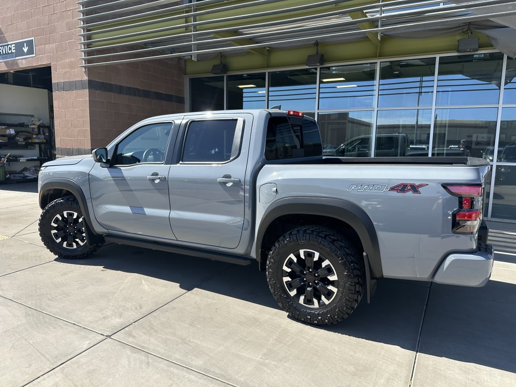 Used 2024 Nissan Frontier PRO-4X w/ Technology Package AWD/4WD image 5