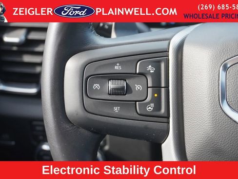 Used 2022 GMC Sierra 1500 Denali w/ Denali Reserve Package image 25