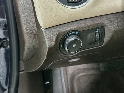 Used 2016 Chevrolet Cruze LTZ w/ Enhanced Safety Package FWD image 17