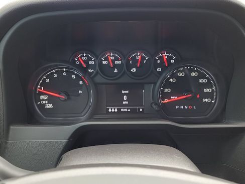 Used 2024 Chevrolet Silverado 1500 Custom Trail Boss w/ Turbomax Blackout Package AWD/4WD image 29