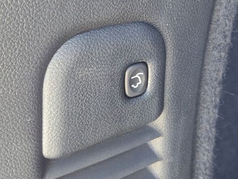 Used 2025 Dodge Durango GT image 16