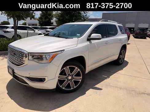 Used 2019 GMC Acadia Denali w/ Technology Package FWD image 1
