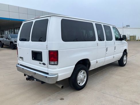 Used 2009 Ford E-350 and Econoline 350 XL RWD image 34