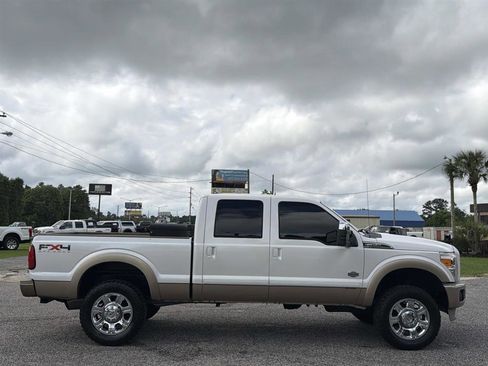 Used 2011 Ford F250 King Ranch w/ King Ranch w/Chrome Pkg AWD/4WD image 4