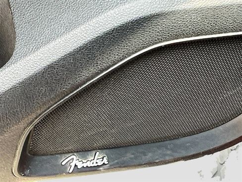 Used 2021 Nissan Titan Platinum Reserve w/ Moonroof Package image 19