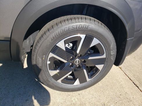 New 2026 Nissan Kicks SV w/ SV Premium Package image 12