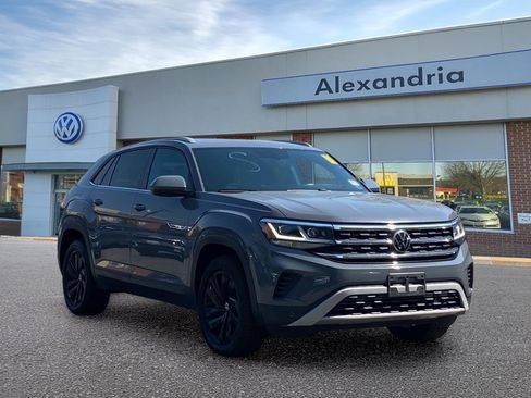 Used 2022 Volkswagen Atlas Cross Sport SE w/ Panoramic Sunroof Package AWD/4WD image 1