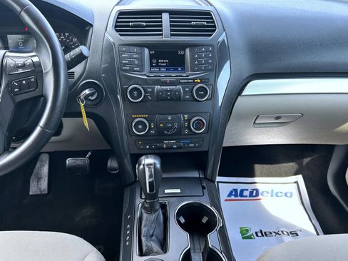 Used 2018 Ford Explorer 4WD image 13