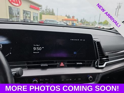 Used 2025 Kia Sportage SX FWD image 17
