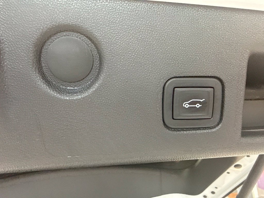 Used 2024 Chevrolet Equinox LT AWD/4WD image 10