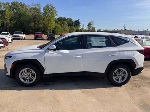 New 2026 Hyundai Tucson SE image 2