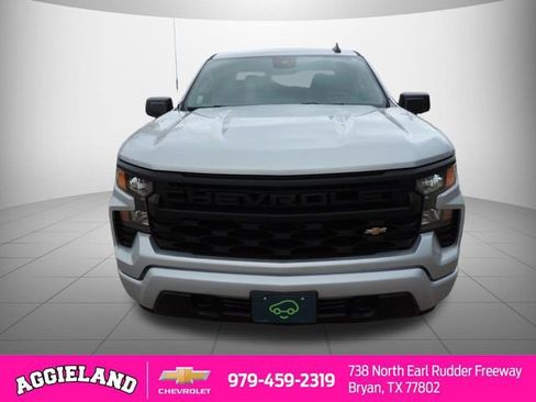 Used 2022 Chevrolet Silverado 1500 Custom image 9