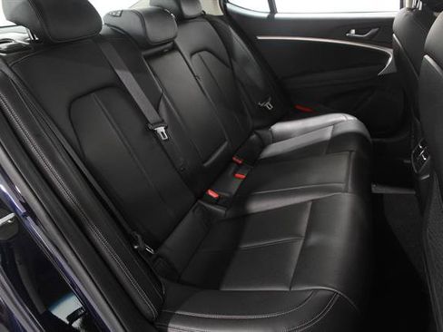 Certified 2023 Genesis G70 2.0T AWD/4WD image 17