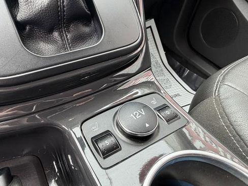 Used 2015 Ford Escape Titanium image 17