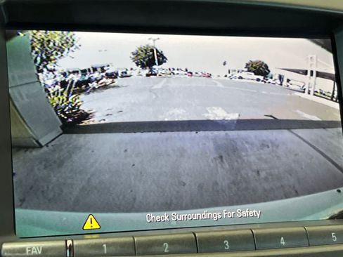 Used 2013 Buick LaCrosse Leather FWD image 20