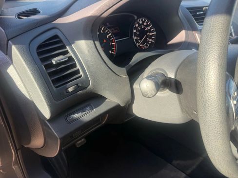 Used 2018 Nissan Altima 2.5 S w/ S Convenience Package image 10