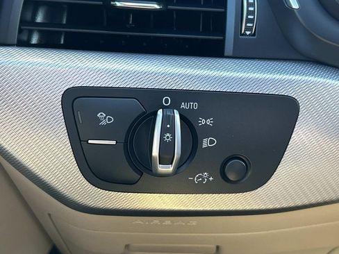 Used 2025 Audi A5 2.0T Premium Plus image 33