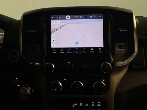 Used 2022 RAM 1500 Laramie AWD/4WD image 22