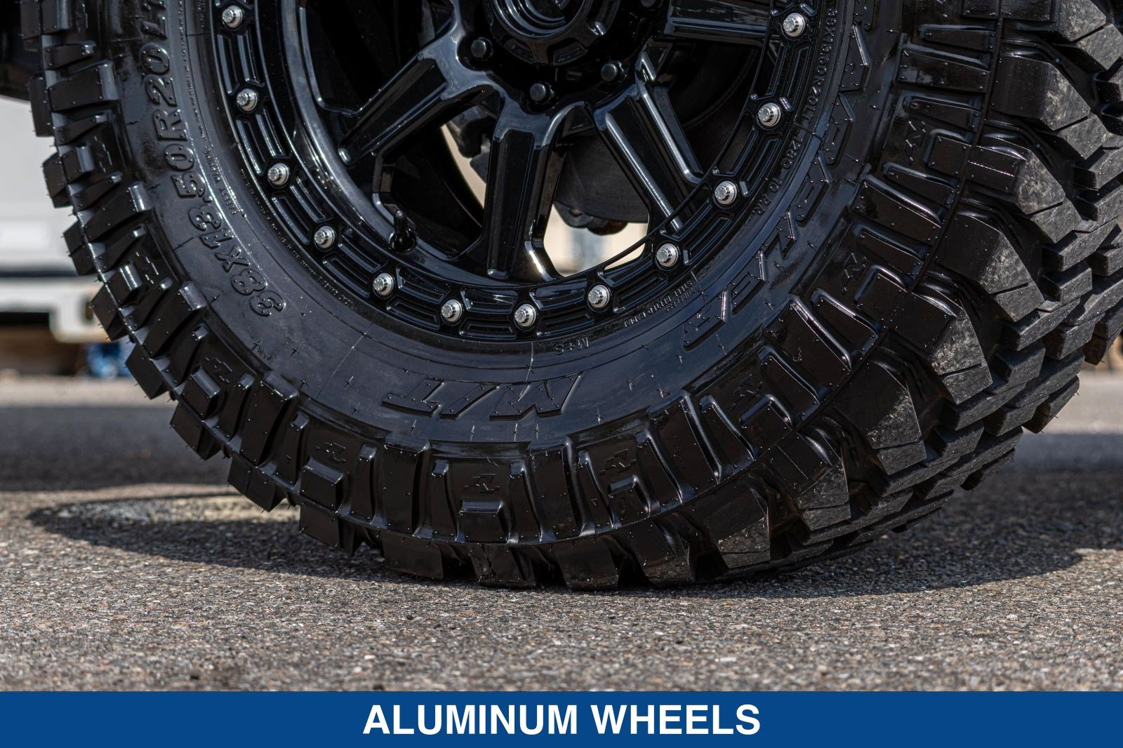 New 2026 Ford F250 Platinum w/ Tremor Off-Road Package AWD/4WD image 18