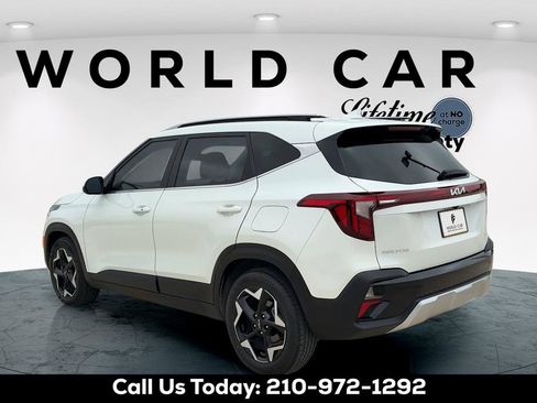 Used 2025 Kia Seltos EX w/ EX Sunroof Package FWD image 5