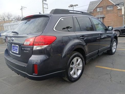 Used 2013 Subaru Outback 3.6R Limited image 4