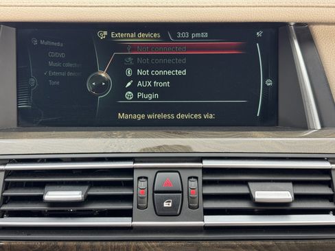 Used 2013 BMW 750Li image 27