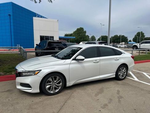 Used 2019 Honda Accord LX image 1