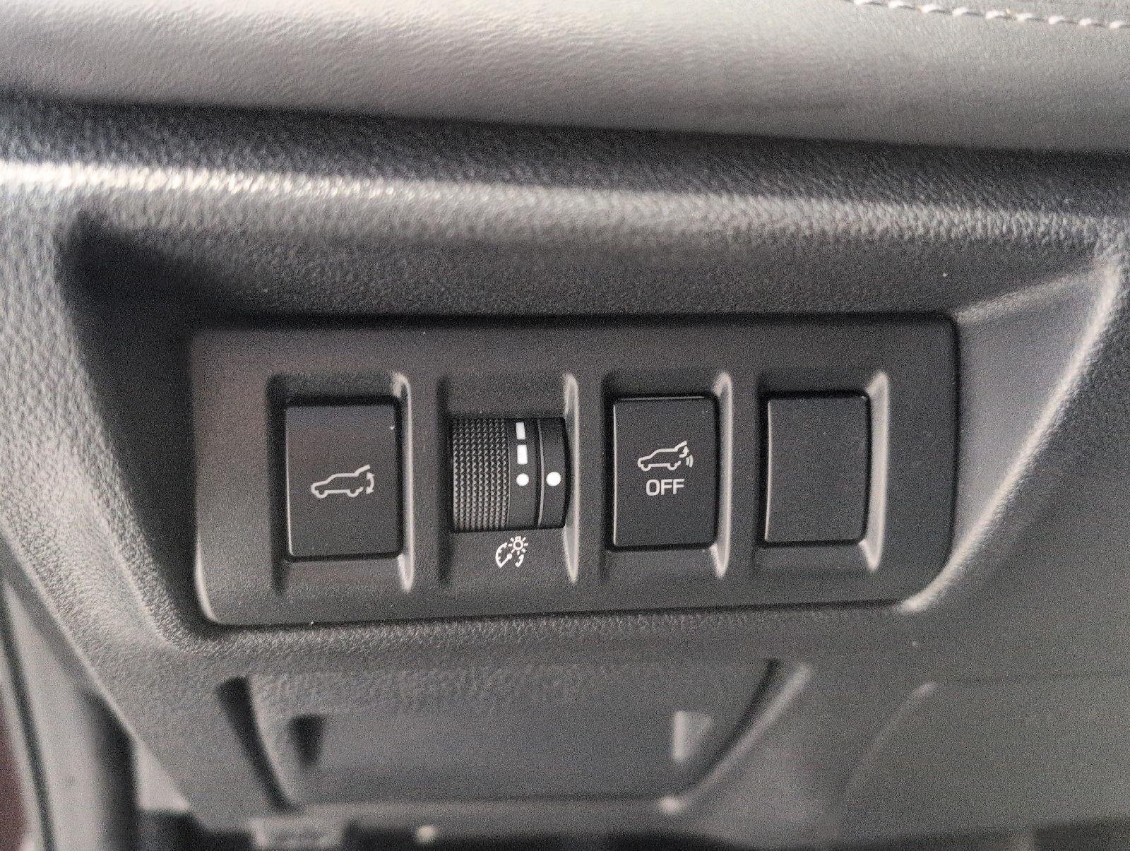 Used 2024 Subaru Outback Touring AWD/4WD image 10