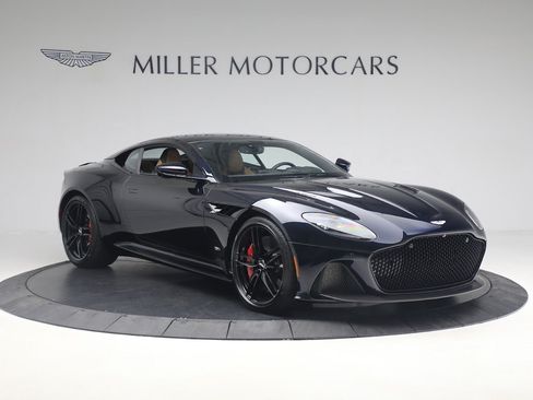 Used 2019 Aston Martin DBS Superleggera RWD image 10