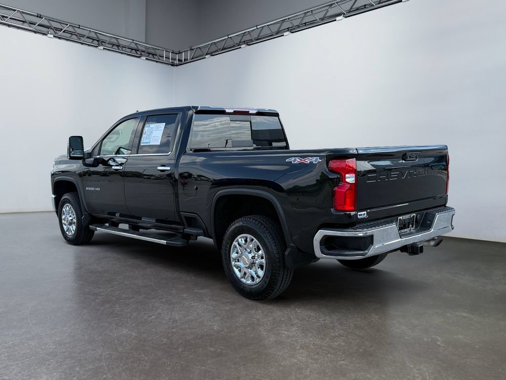 Used 2022 Chevrolet Silverado 2500 LTZ w/ LTZ Convenience Package AWD/4WD image 5
