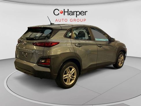 Used 2019 Hyundai Kona SE AWD/4WD image 3