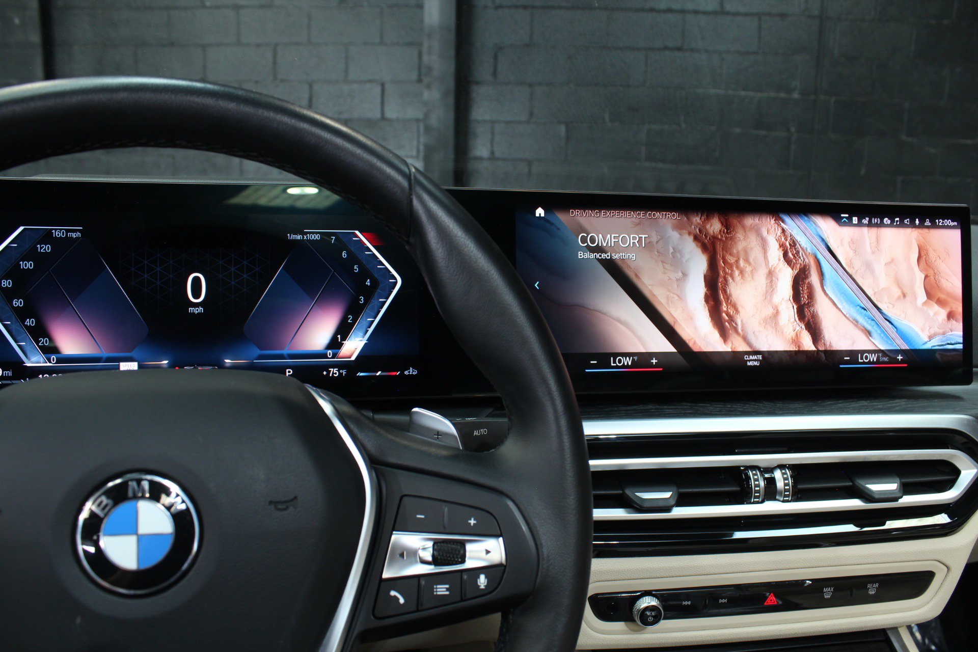 Used 2024 BMW 430i Convertible w/ Premium Package RWD image 61