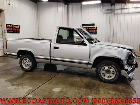 Used 1993 GMC Sierra 1500 2WD Regular Cab image 2