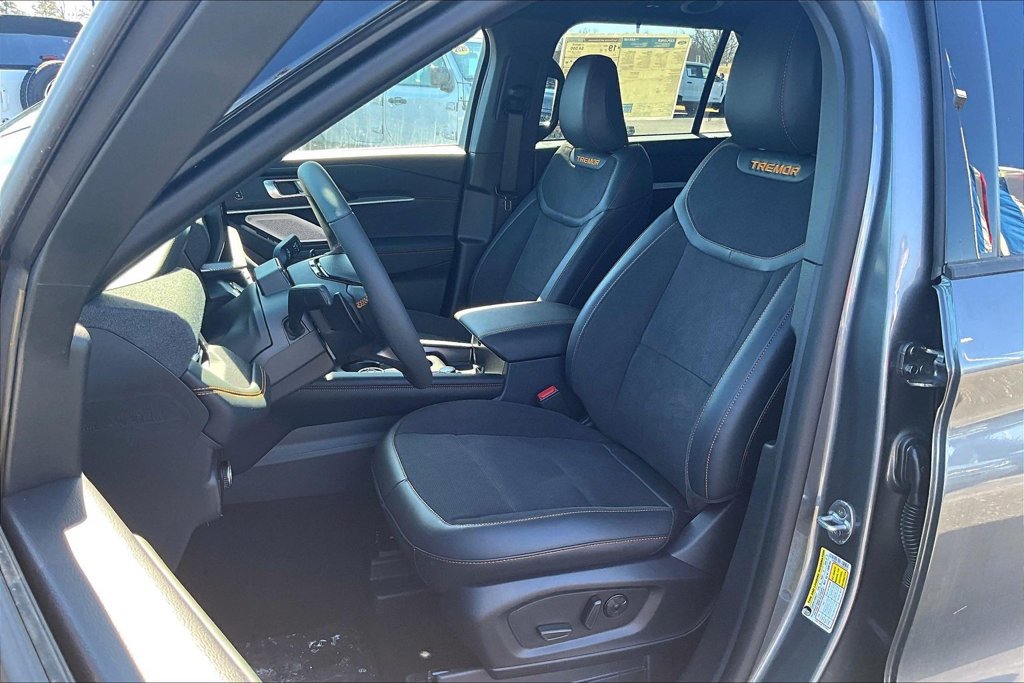 New 2026 Ford Explorer Tremor w/ Tremor Ultimate Package AWD/4WD image 9