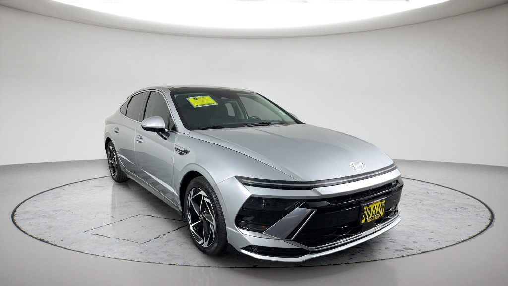 Used 2025 Hyundai Sonata SEL FWD image 5