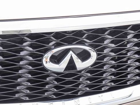 Used 2023 INFINITI QX60 Luxe w/ Vision Package FWD image 10