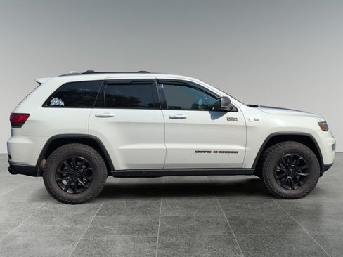 Used 2018 Jeep Grand Cherokee Trailhawk w/ Trailhawk Luxury Group AWD/4WD image 6