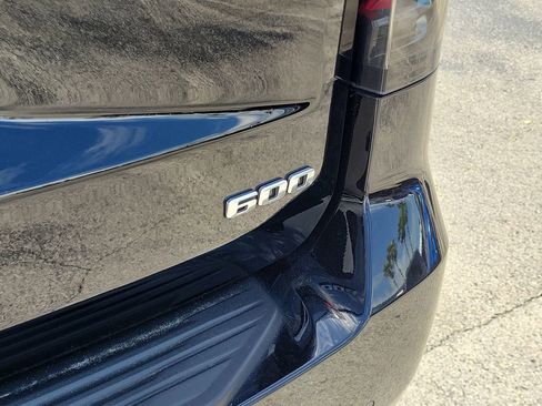 Used 2023 Cadillac Escalade Luxury image 8