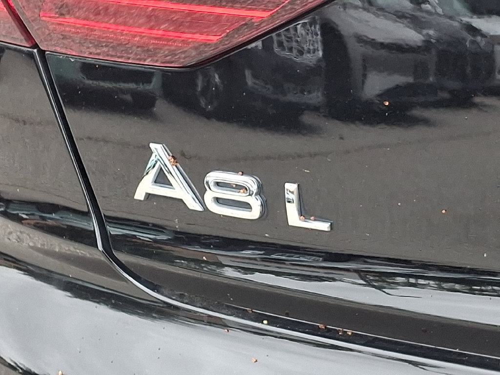 Used 2023 Audi A8 L 3.0T w/ Comfort Plus Package AWD/4WD image 34