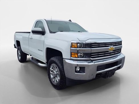 Used 2016 Chevrolet Silverado 2500 LT w/ LT Convenience Package image 7